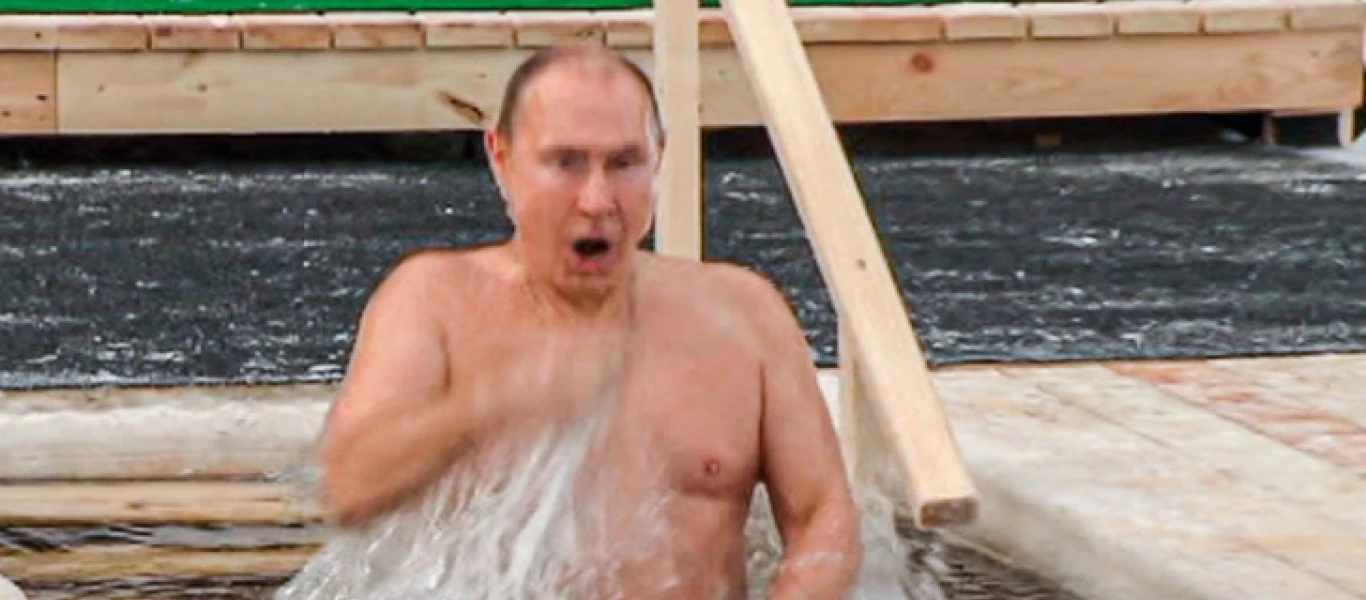 Β.Πούτιν: Bούτηξε στα παγωμένα νερά για να τιμήσει τα φετινά Θεοφάνεια (βίντεο)